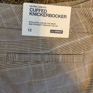 GAP cuffed knickerbockers NEW